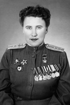 Розанова (Литвинова) Лариса Николаевна